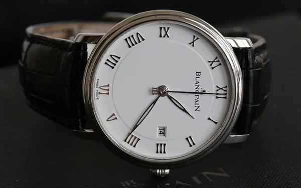 宝珀手表表盘有划痕如何解决（图）